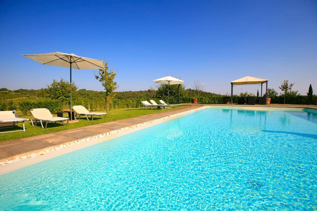 Romina By Posarellivillas Valiano Exteriör bild